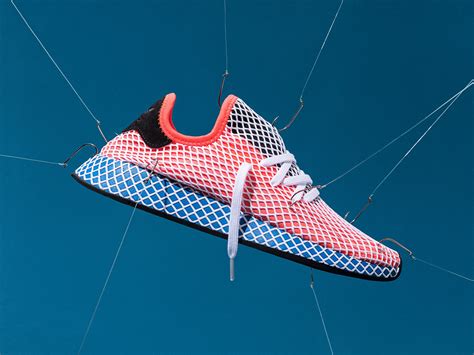 dajans mit adidas deerup schuhen|Adidas deerupt sneakers.